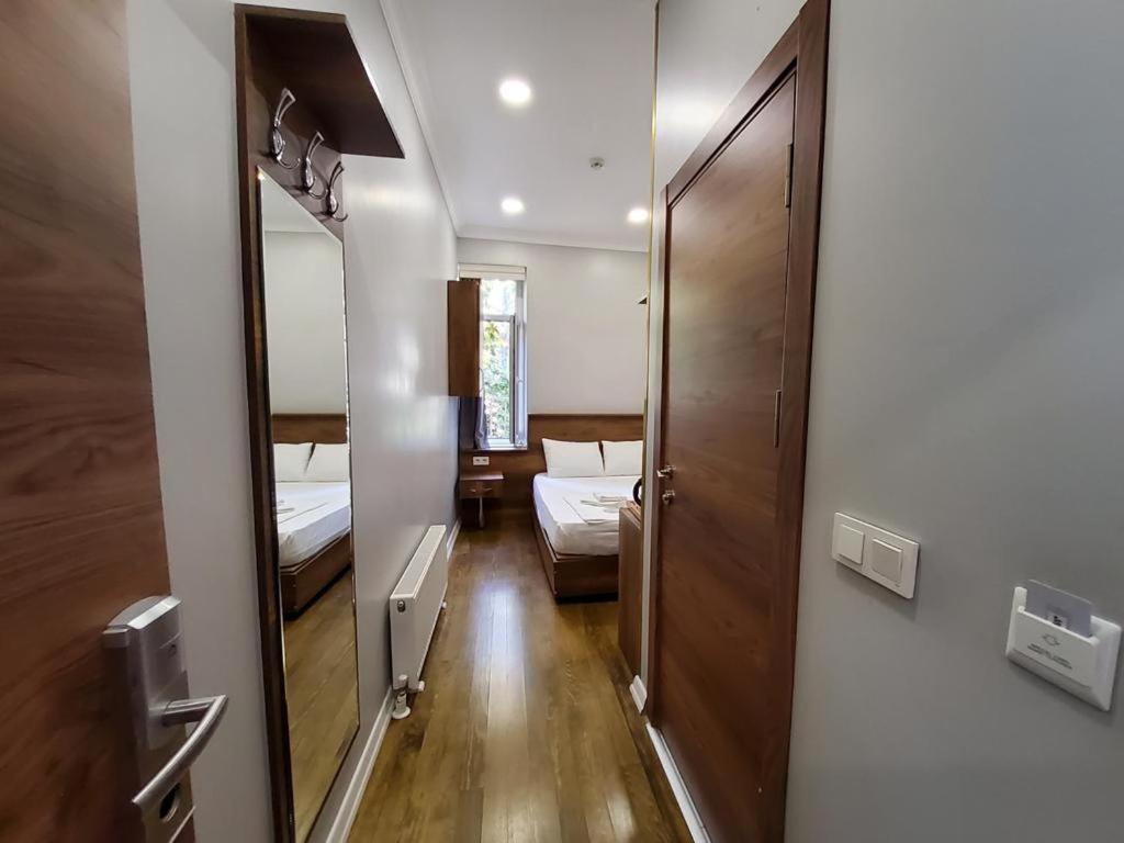Moonlight Hotel Istanbul Exterior photo